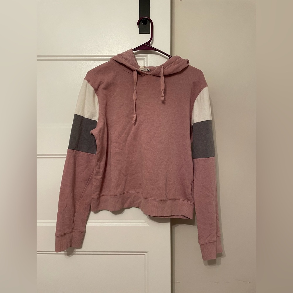 sweat shirt